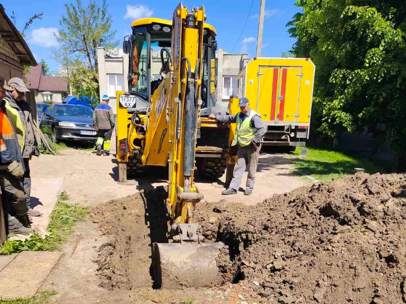 КП «Харківводоканал» відновлює зруйновані водоводи
