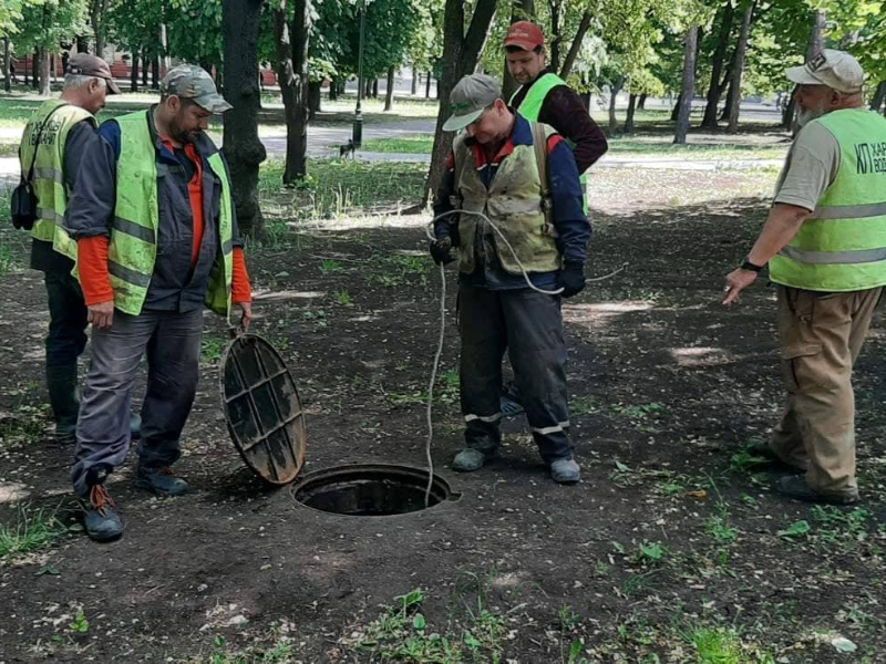 КП «Харківводоканал» відновлює зруйновані водоводи