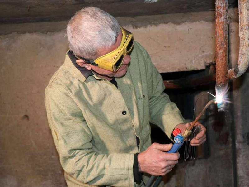У Немишлянському районі змінюють внутрішньобудинкові системи