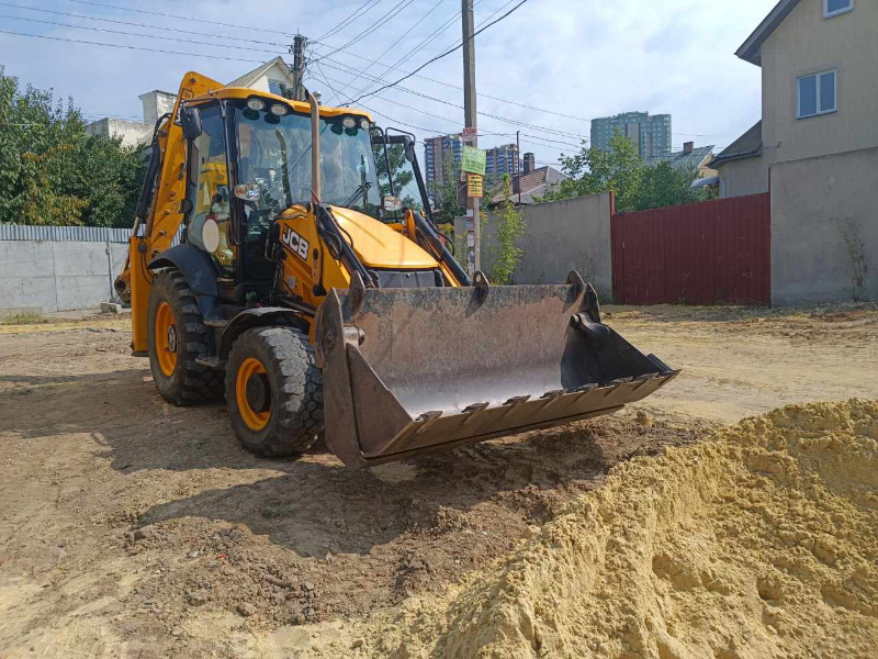 У Шевченківському районі замінили водовід