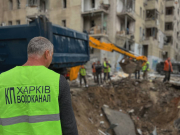 У Київському районі ліквідують аварію після ракетного удару 