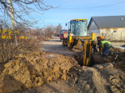 У Немишлянському районі усувають аварію на водоводі